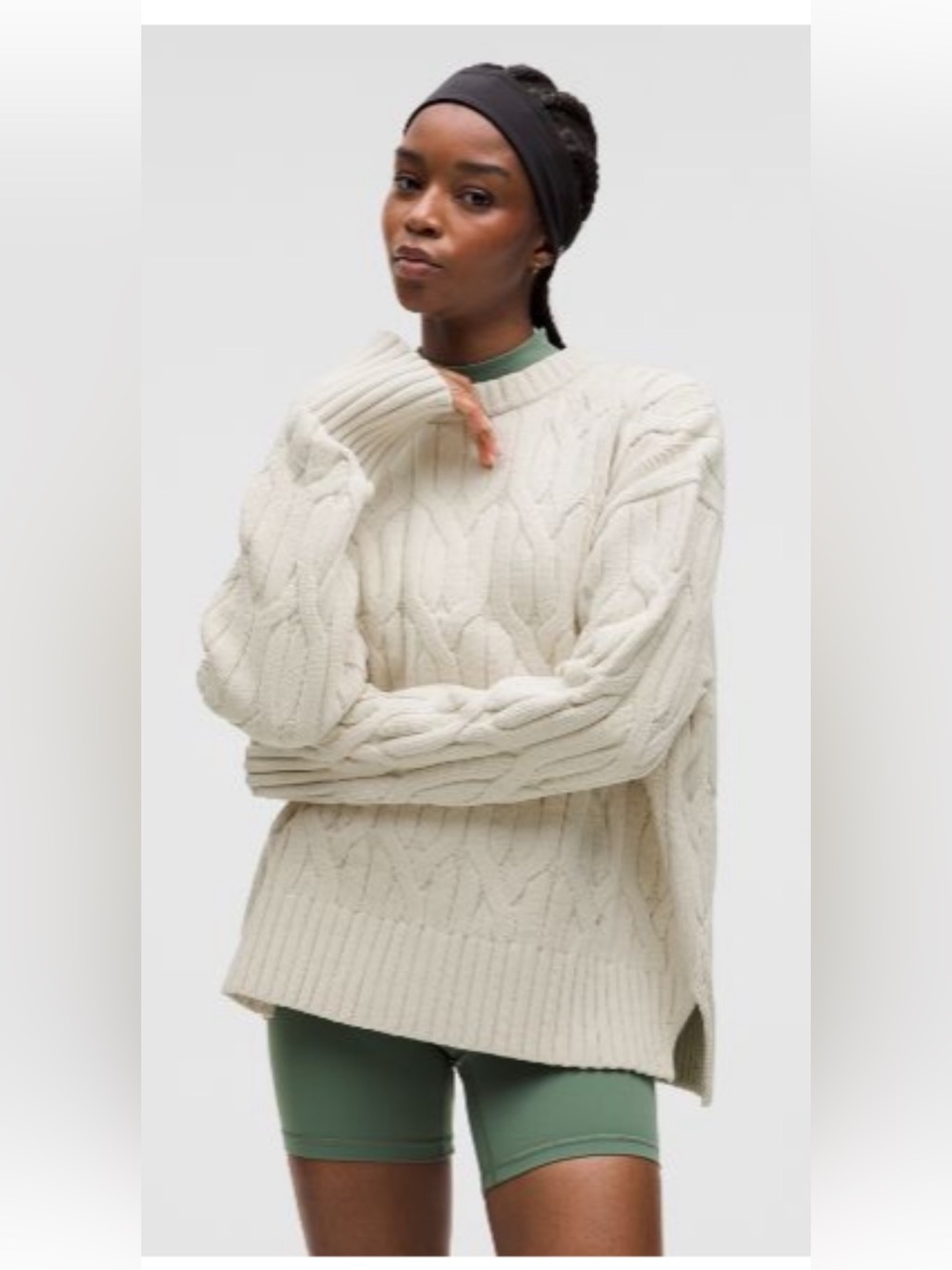 Classic Cable Knit Sweater - Cream